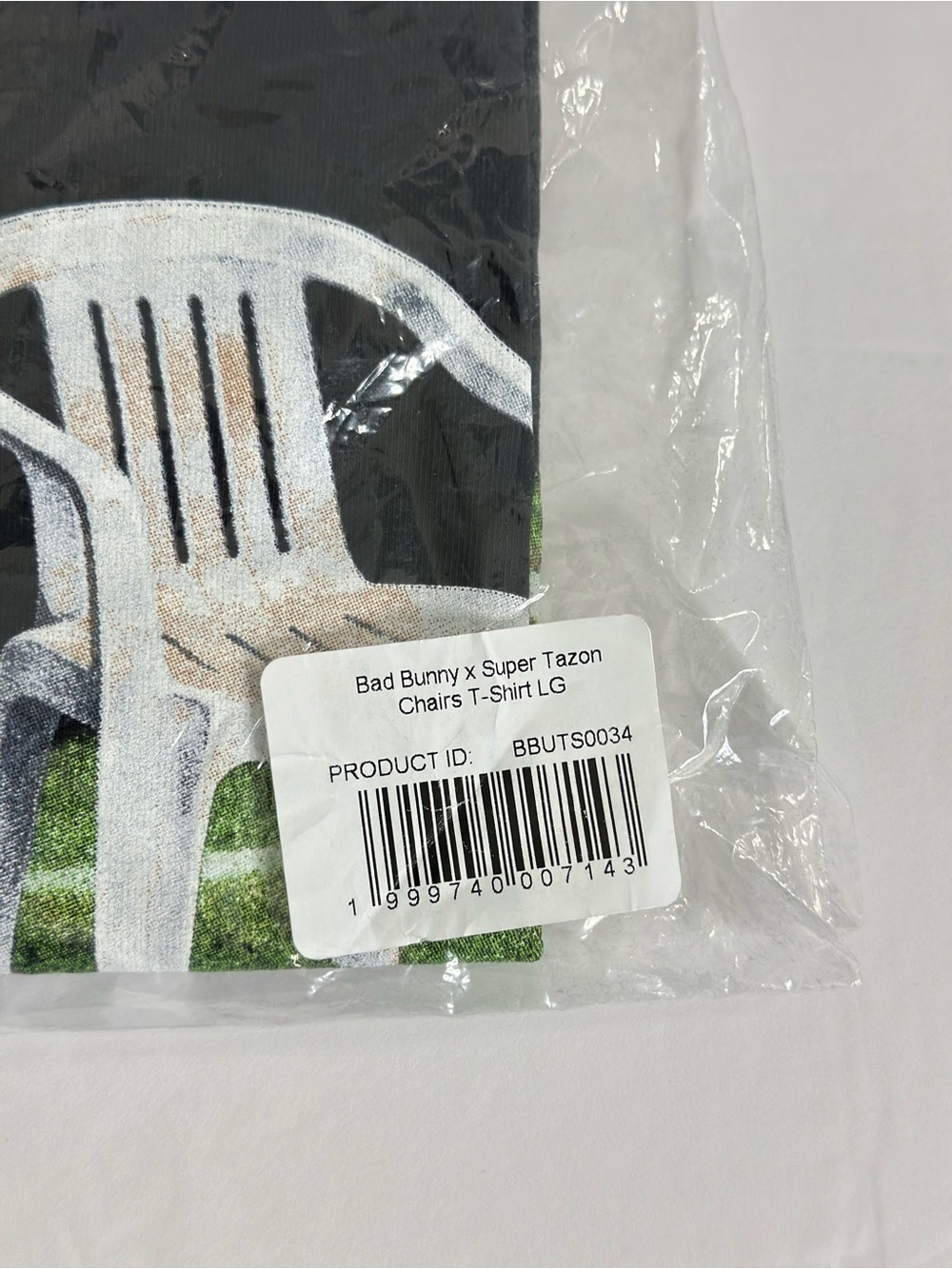Bad Bunny x Super Tazón Chairs Tee NFL Collab Size Large NWT - Picture 6 of 7
